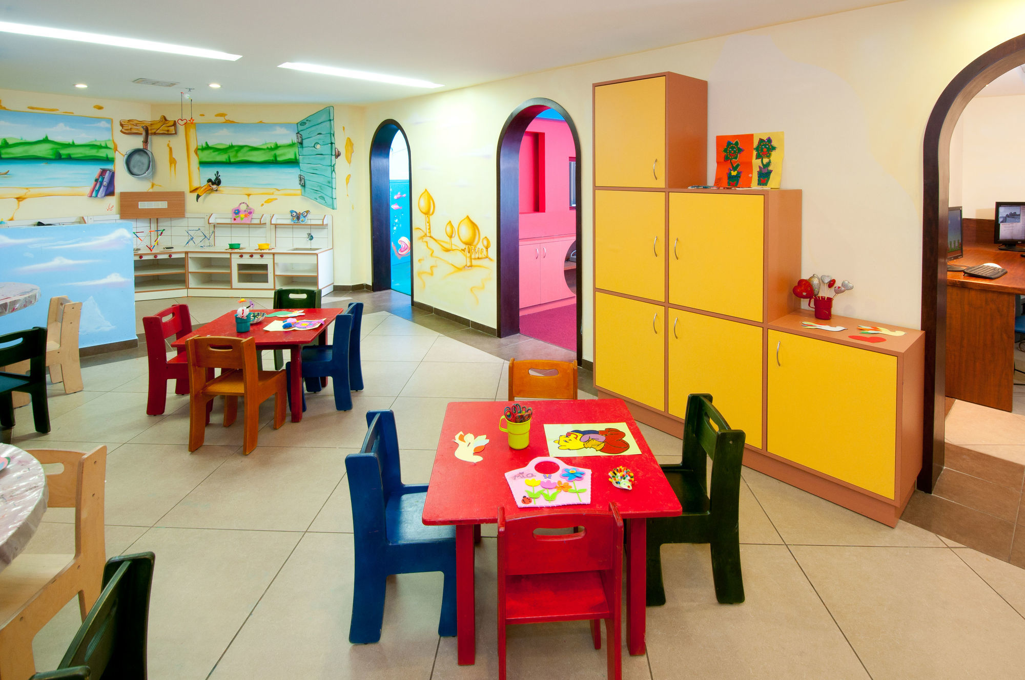 Hotel Leonardo Plaza 5*